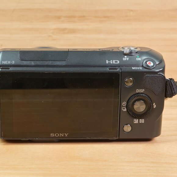 Sony Alpha NEX-3 14.2 MP Digital Camera with Flash, Body ONLY! - Picture 4 of 8